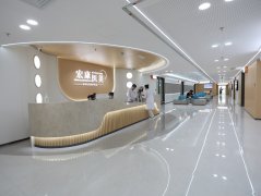 假体隆鼻还是肋骨鼻?怎么选